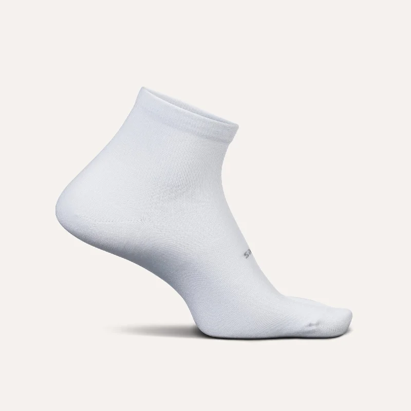 Feetures High Performance Max Cushion Quarter Socks