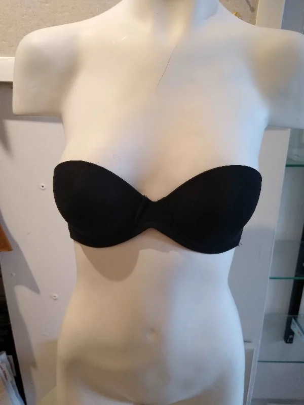 ASSORTED PUSH-UP STRAPLESS BRAS