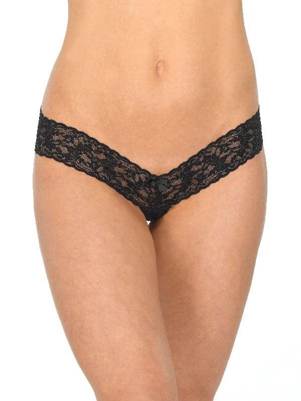 Hanky Panky Signature Lace Crotchless Thong