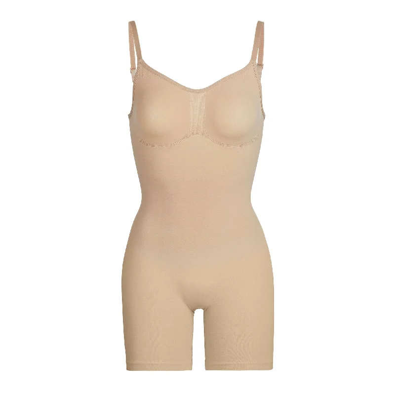 SCULPTING BODYSUIT MID THIGH W. OPEN GUSSET | CLAY