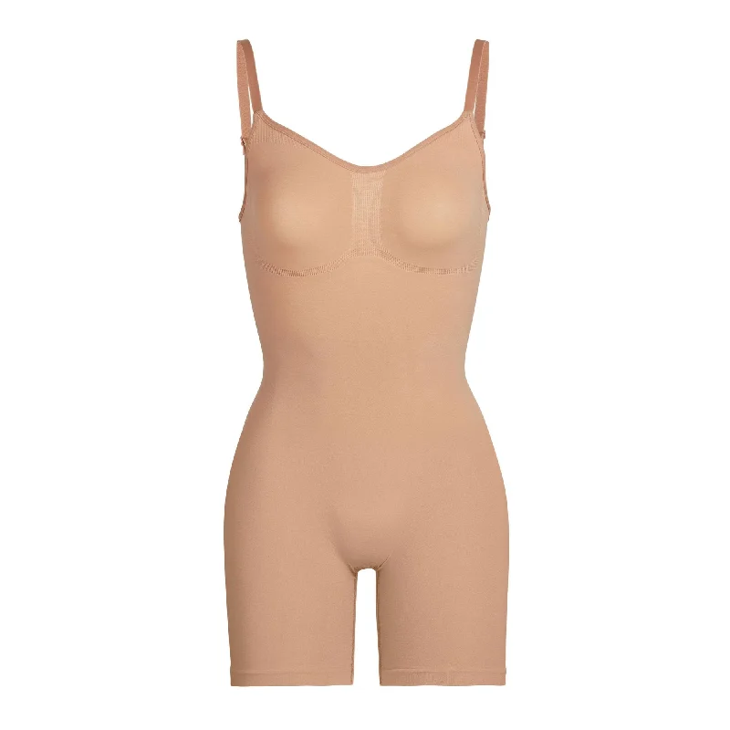 SCULPTING BODYSUIT MID THIGH W. OPEN GUSSET | OCHRE