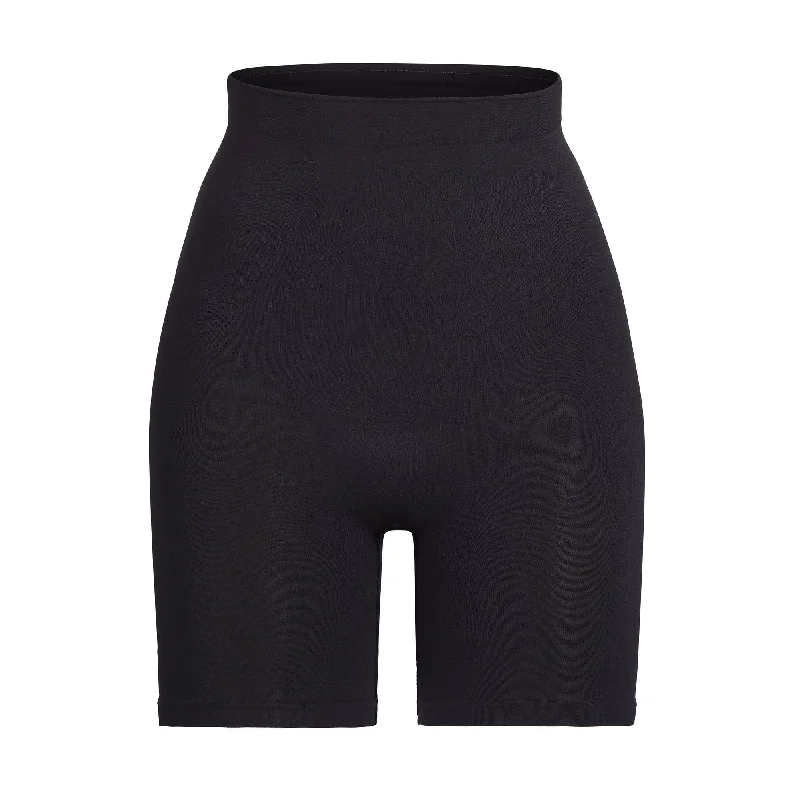 SCULPTING SHORT MID THIGH W/ OPEN GUSSET | ONYX